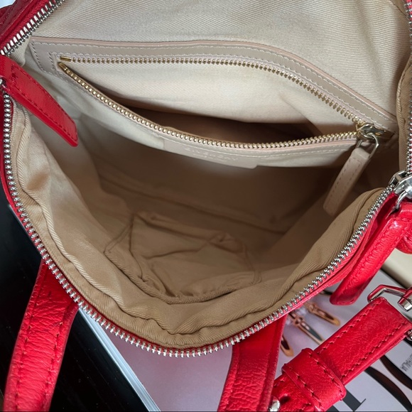 Vintage Authentic Givency small crossbody - Picture 11 of 15